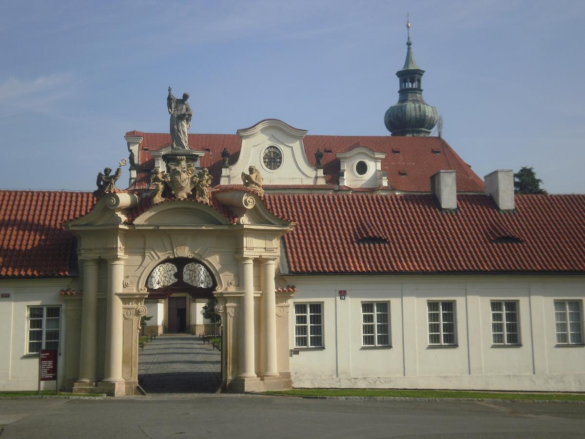 Apartricanova Prague Exterior photo